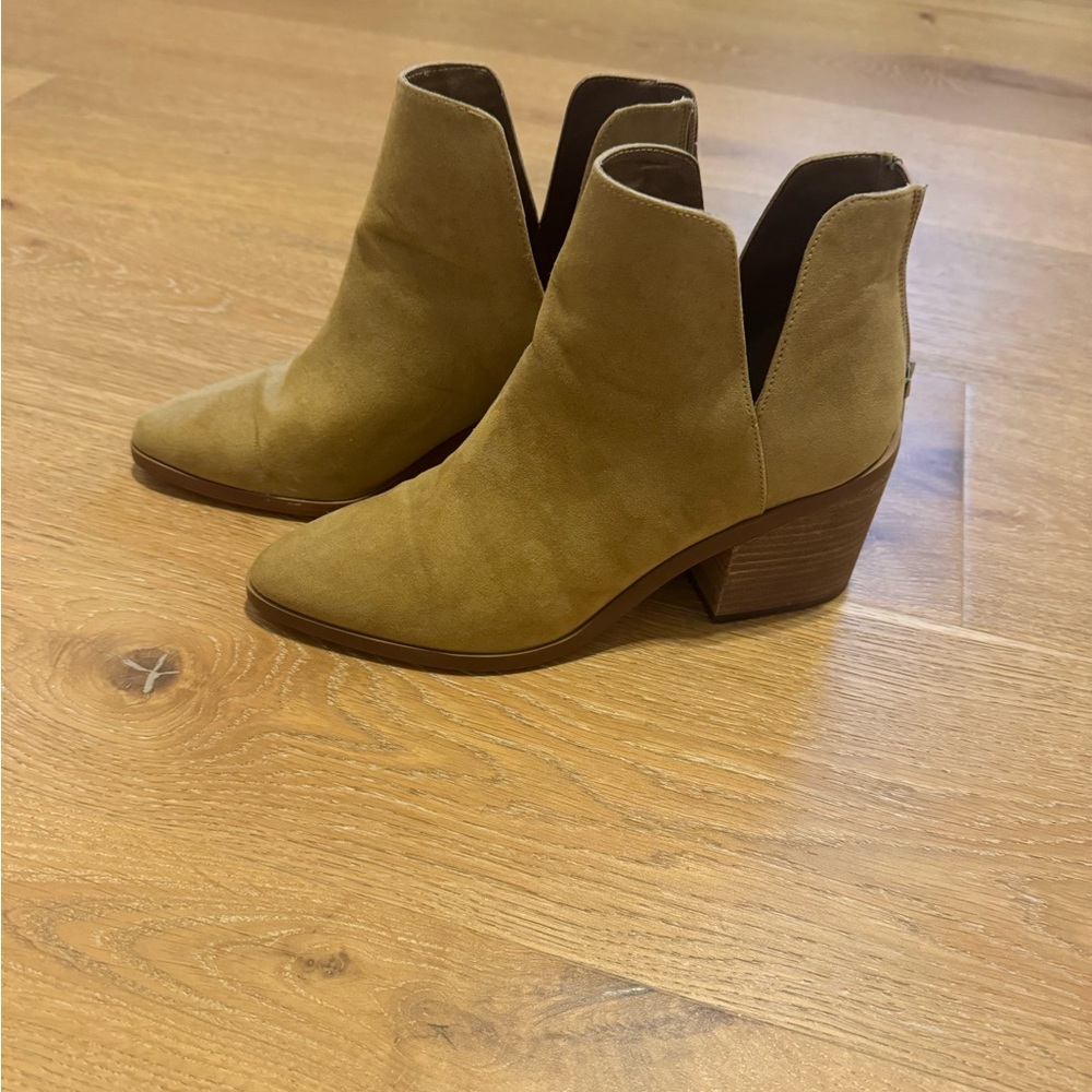 BP ankle bootie 8.5